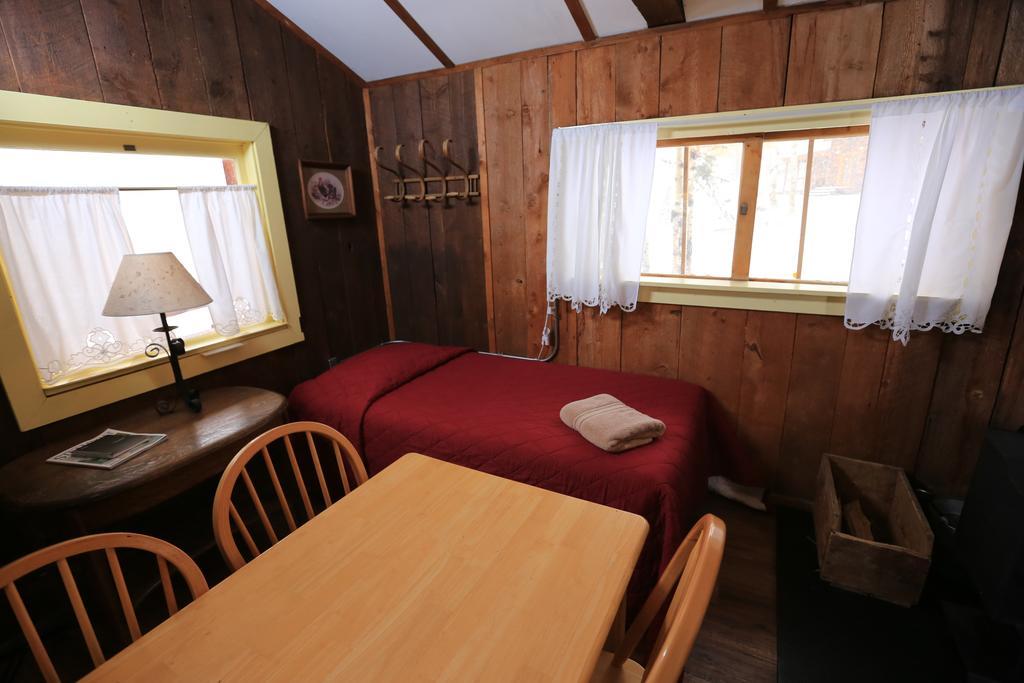 The Cabins At Historic Columbine Clark Eksteriør billede