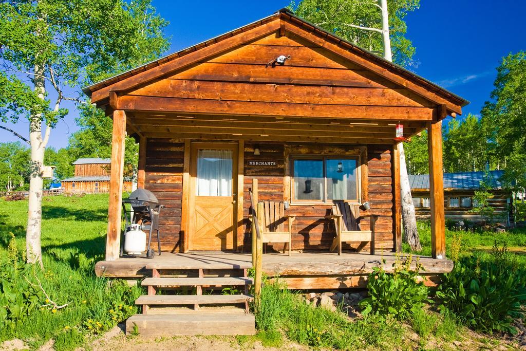 The Cabins At Historic Columbine Clark Eksteriør billede